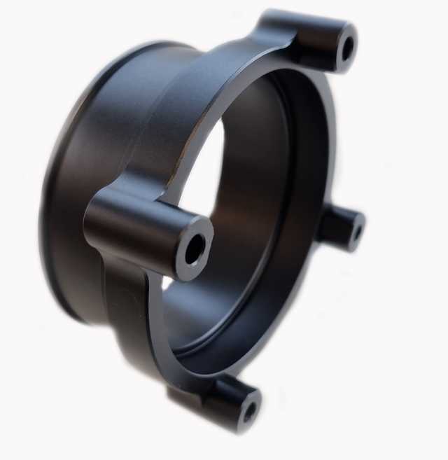 Adapter slangetilkobling 3,5" til Bosch e-gasspjeld 82mm